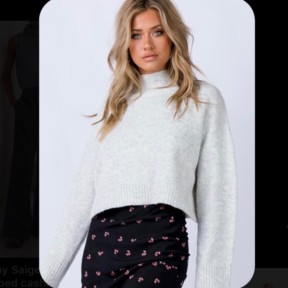 Banana Republic Grey Wool Mockneck Boucle Sweater